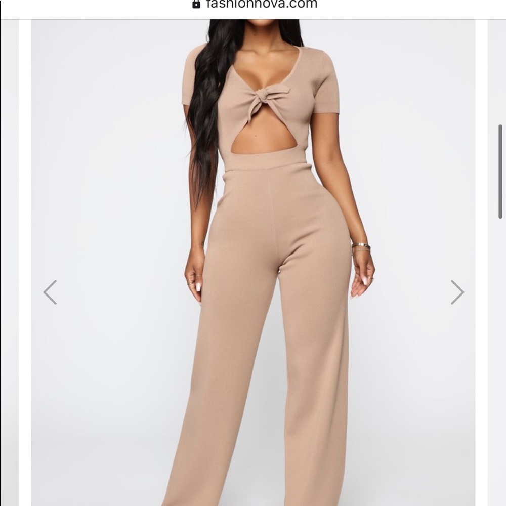 Fashion nova no broken hearts cutout jumpsuit